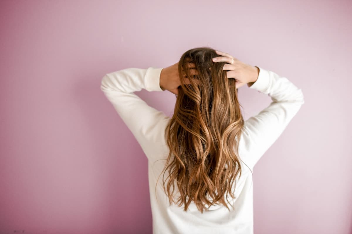 Hair regrowth treatment at Janus: what causes hair loss and when treatment helps
